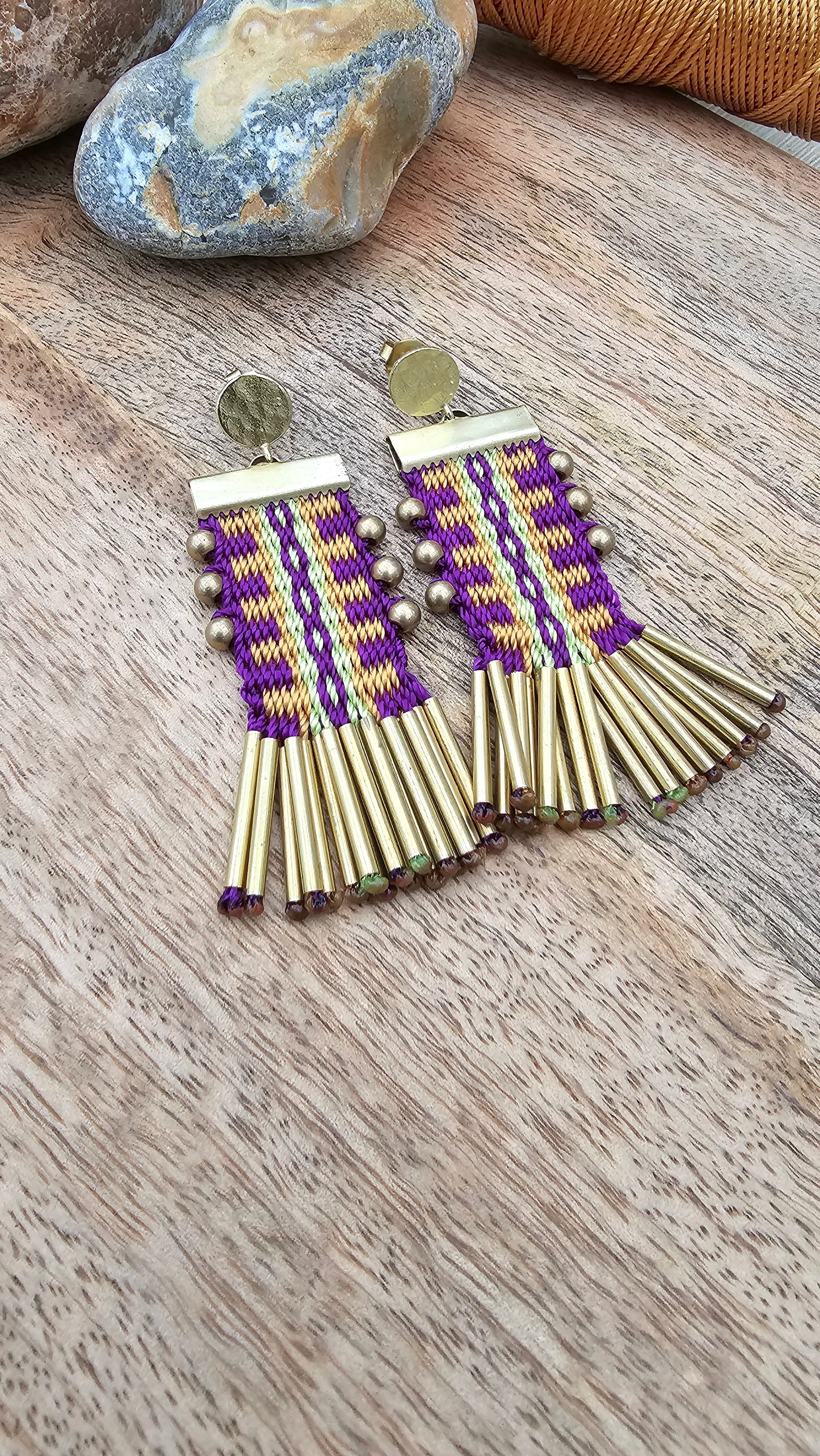 Aros tassel con base / Tassel earrings image 4