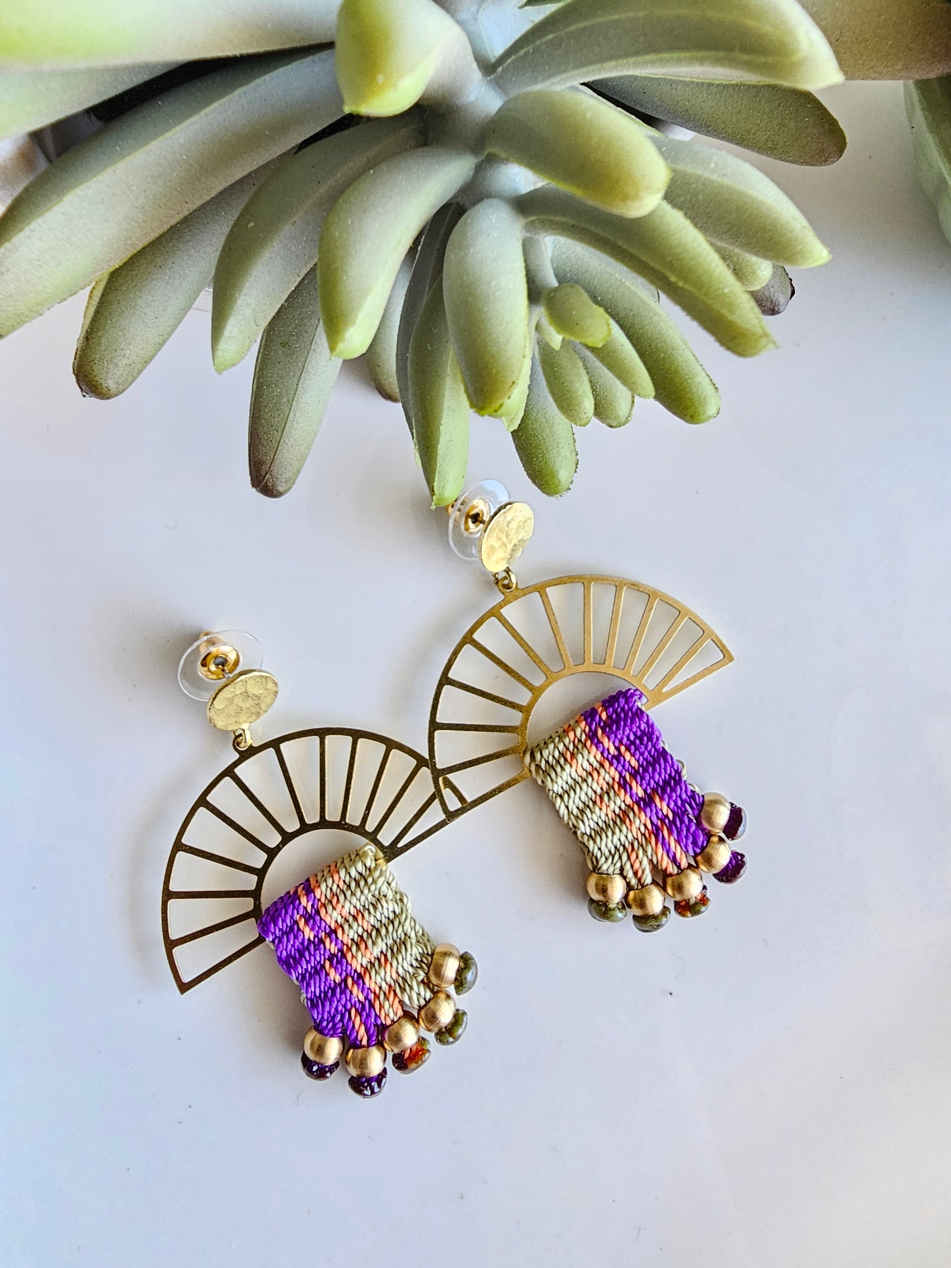 Aros media luna /half moon earrings image 2