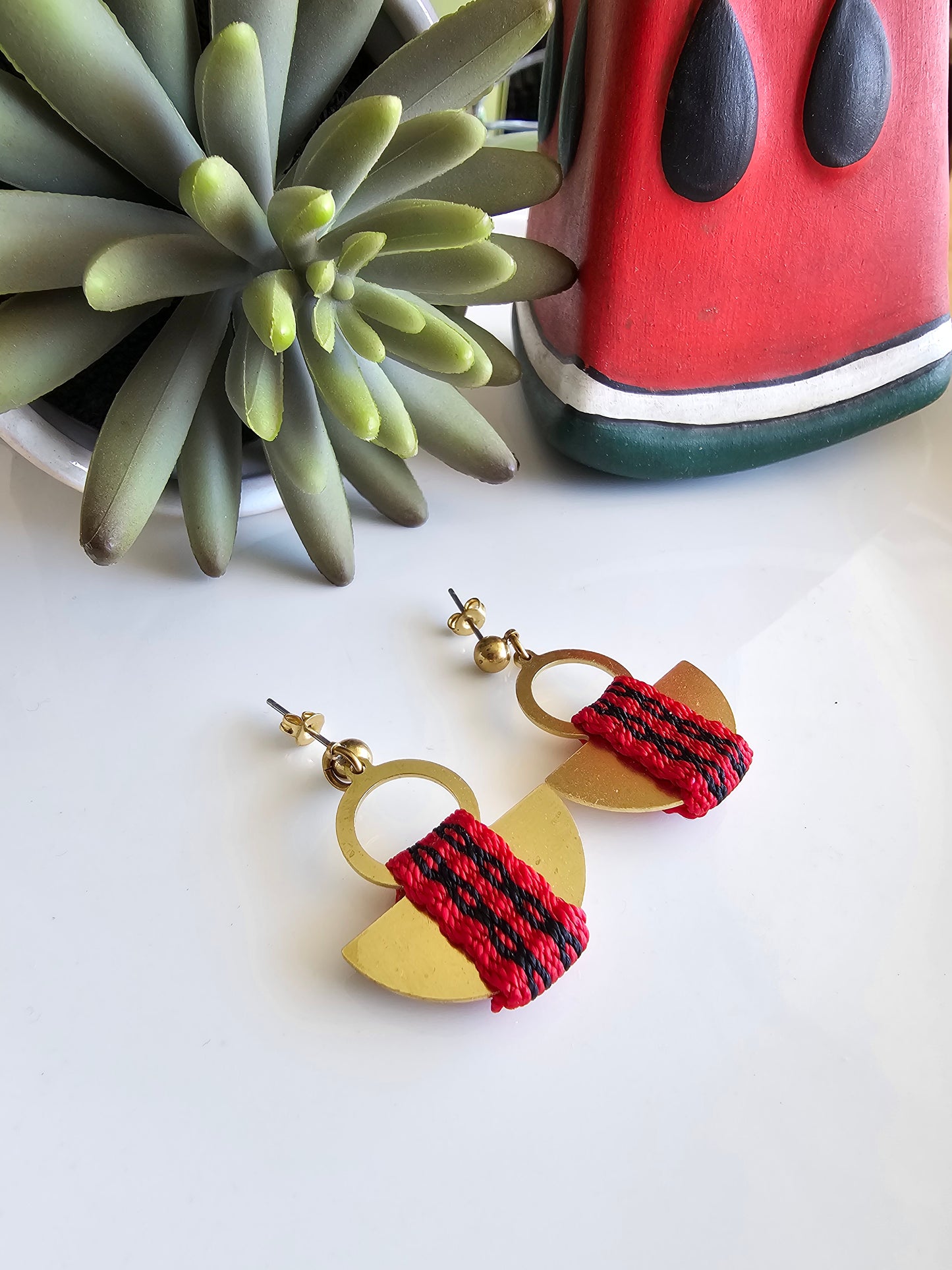 Aros media luna / half moon earrings image 1