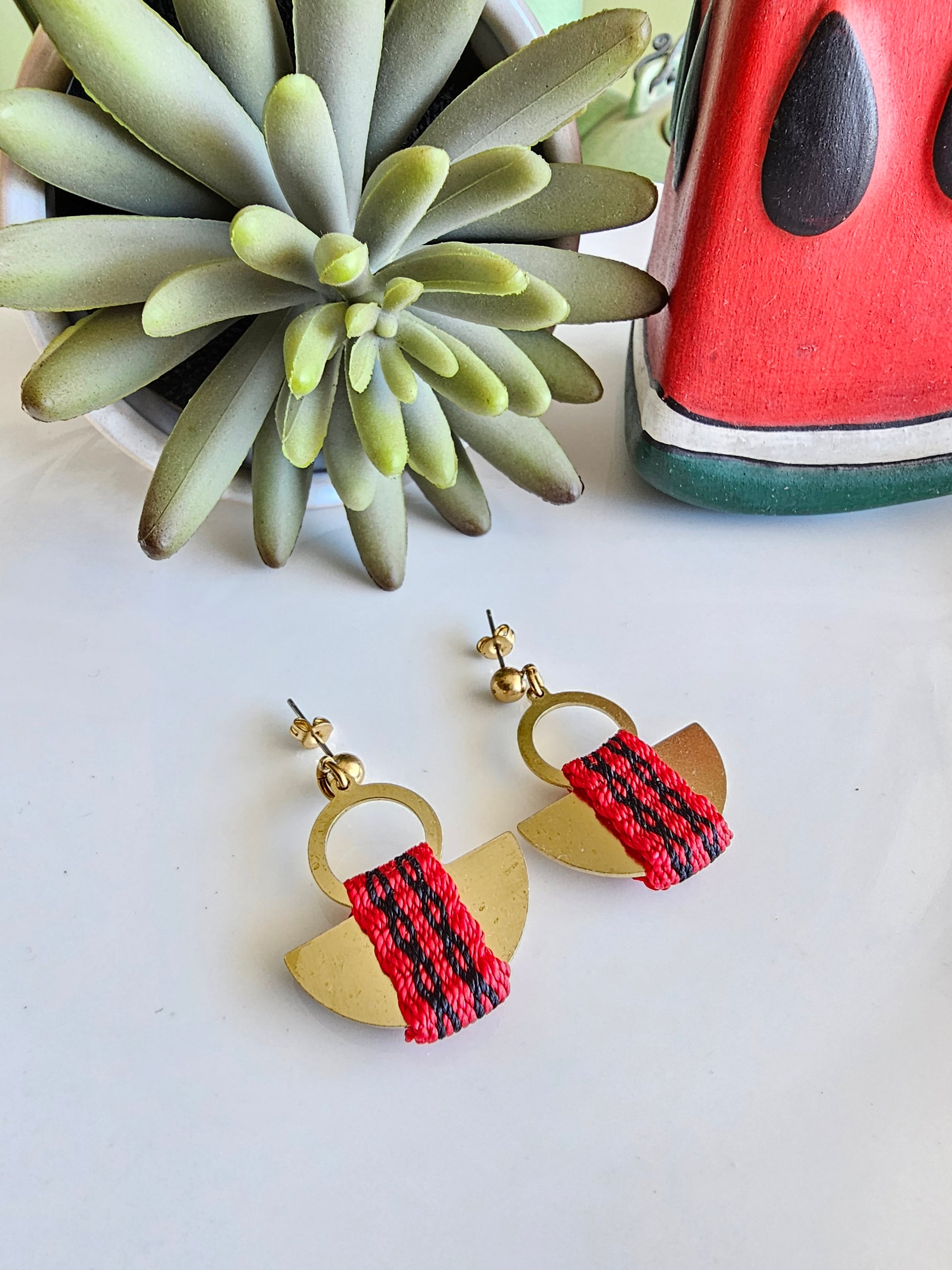 Aros media luna / half moon earrings image 0