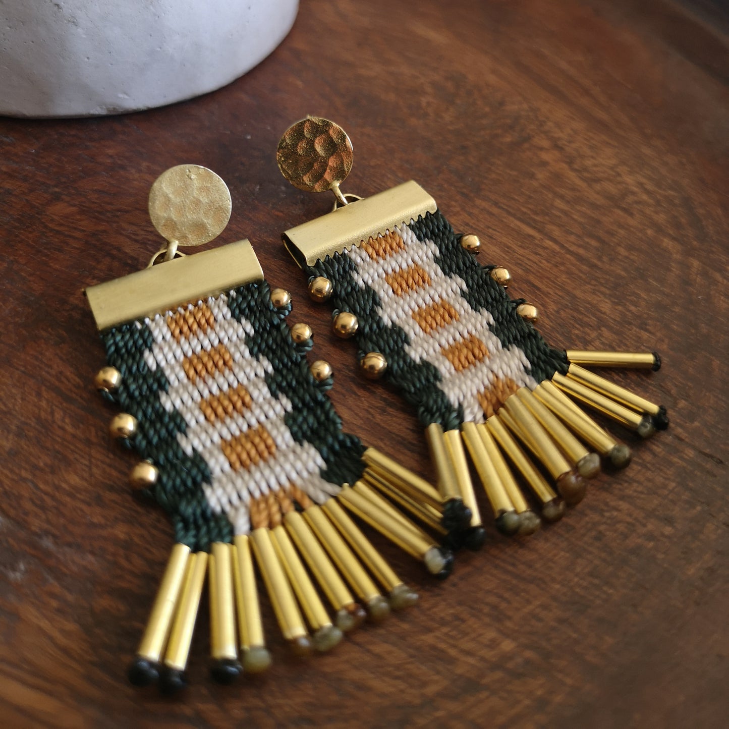 Aros tassel con base / Tassel earrings image 9